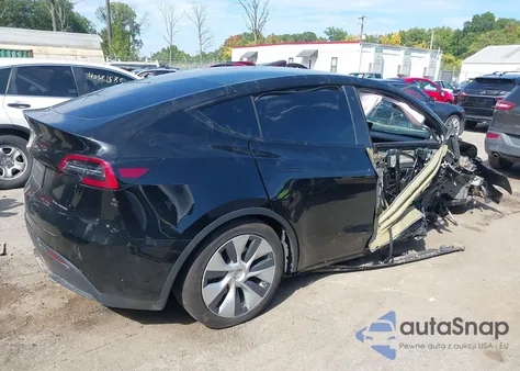 2022 Tesla Model Y Long Range Dual Motor All-Wheel Drive из США, поврежденный, VIN 7SAYGAEE9NF520055